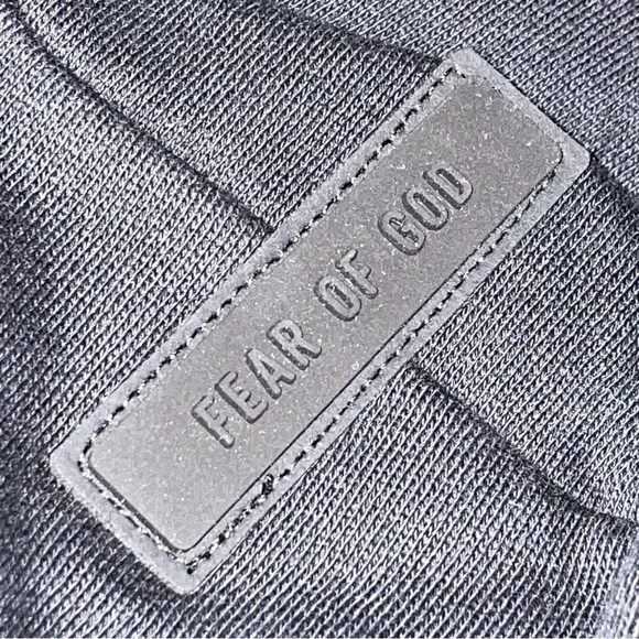 Fear of God Essentials Arch
Logo Hoodie Jet Black Size Small - Picture 4 of 10